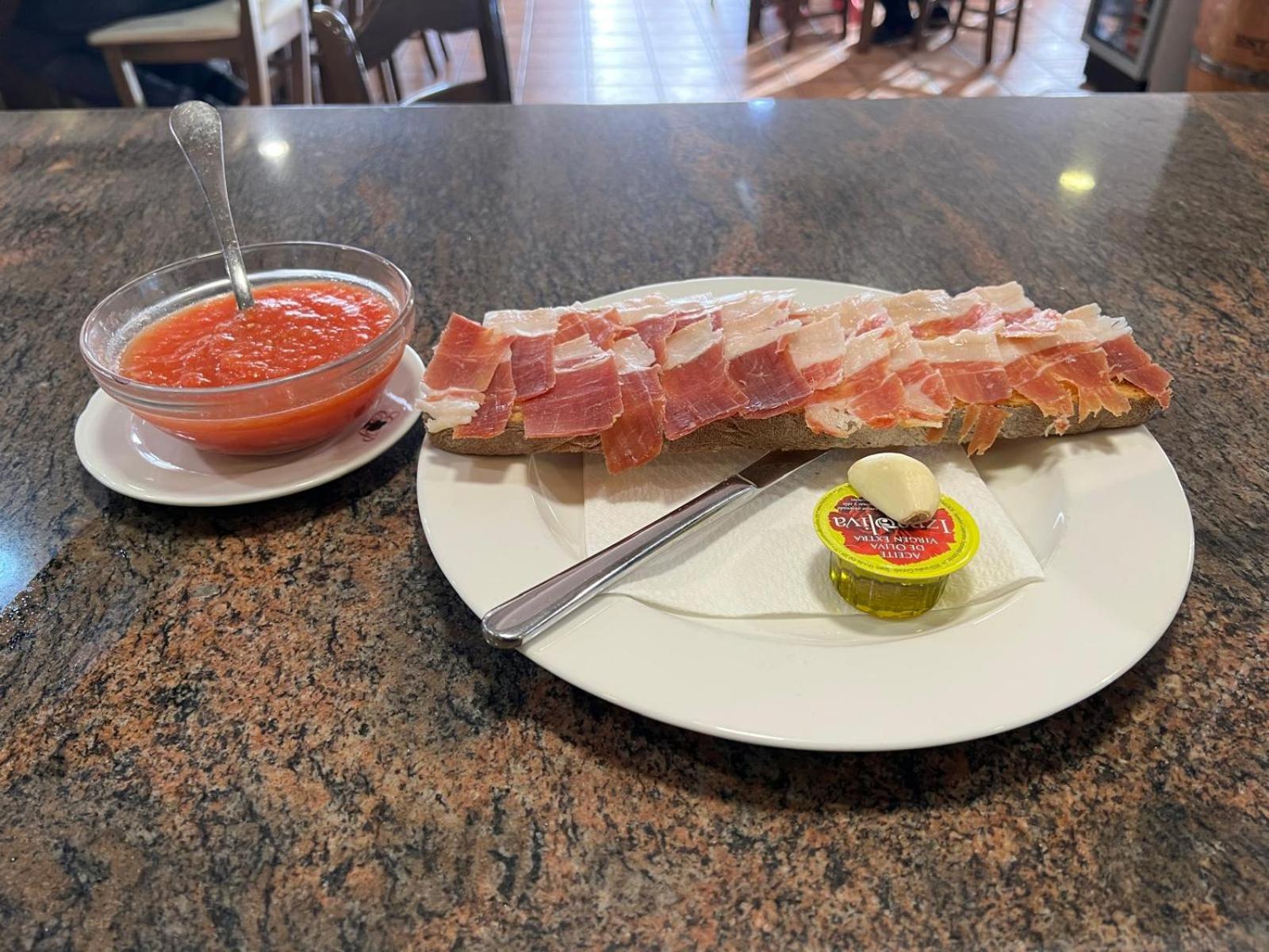 Hotel Restaurante Dama De 3*